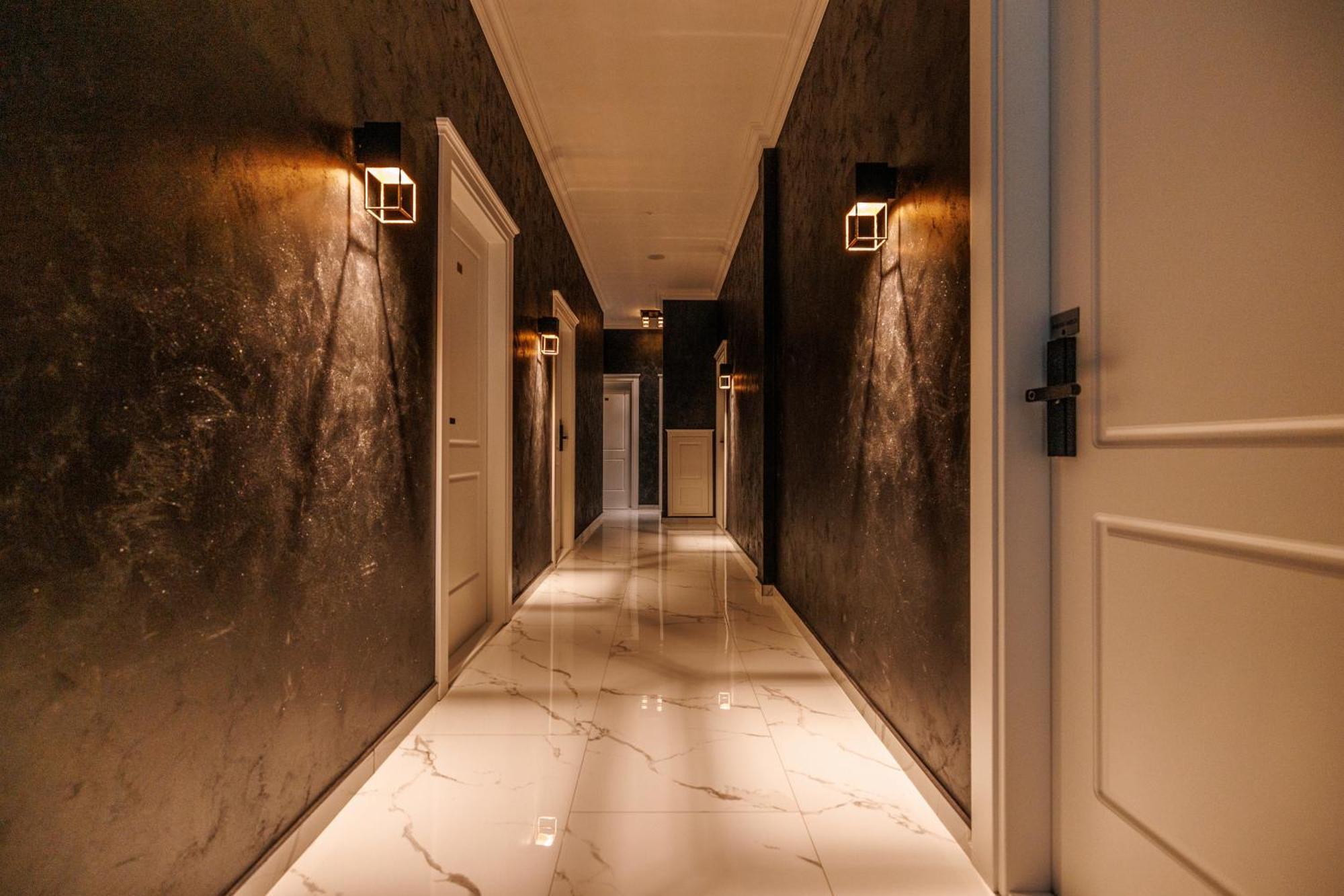 White Unique Apart Nikšić Exterior foto